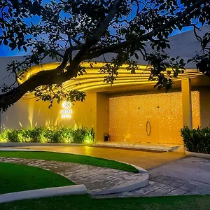 ***** Hotel Avenra Gardens Sri Lanka