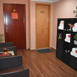** Hotel Emirates Plaza United Arab Emirates
